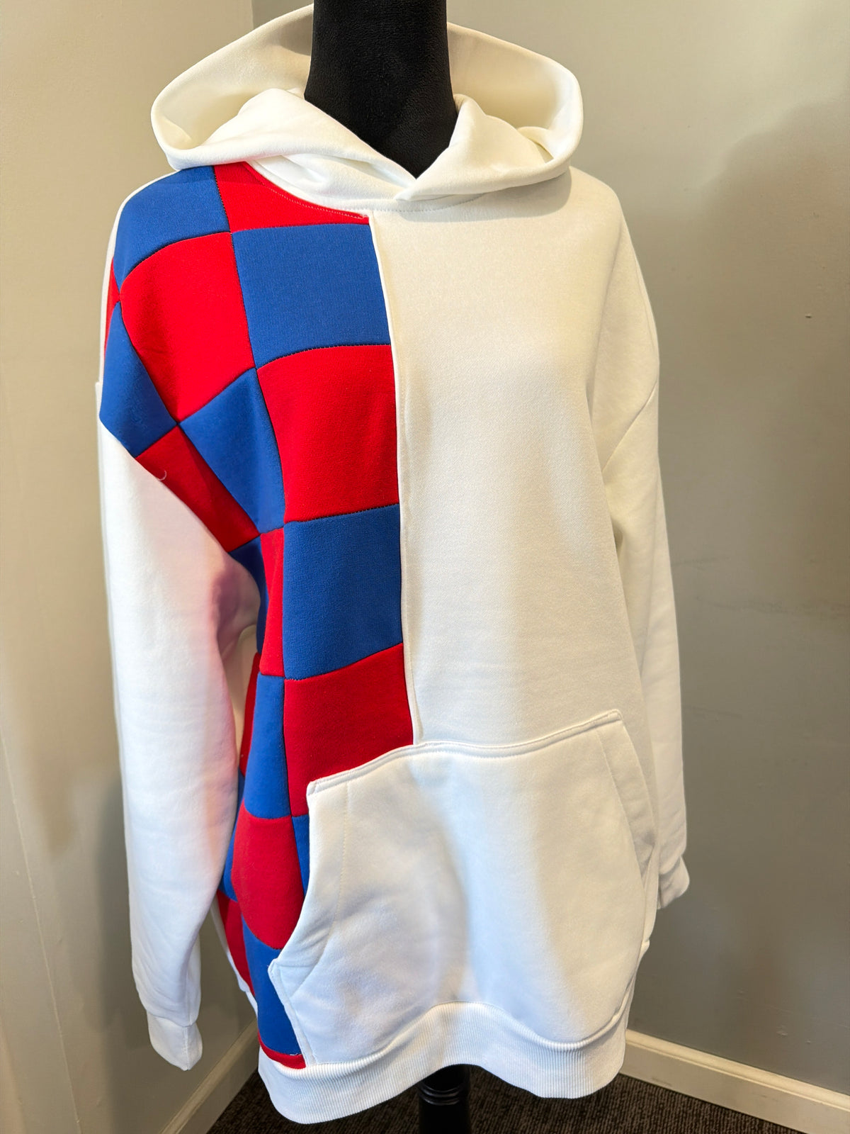 Checkered Hoodie #1 (L)