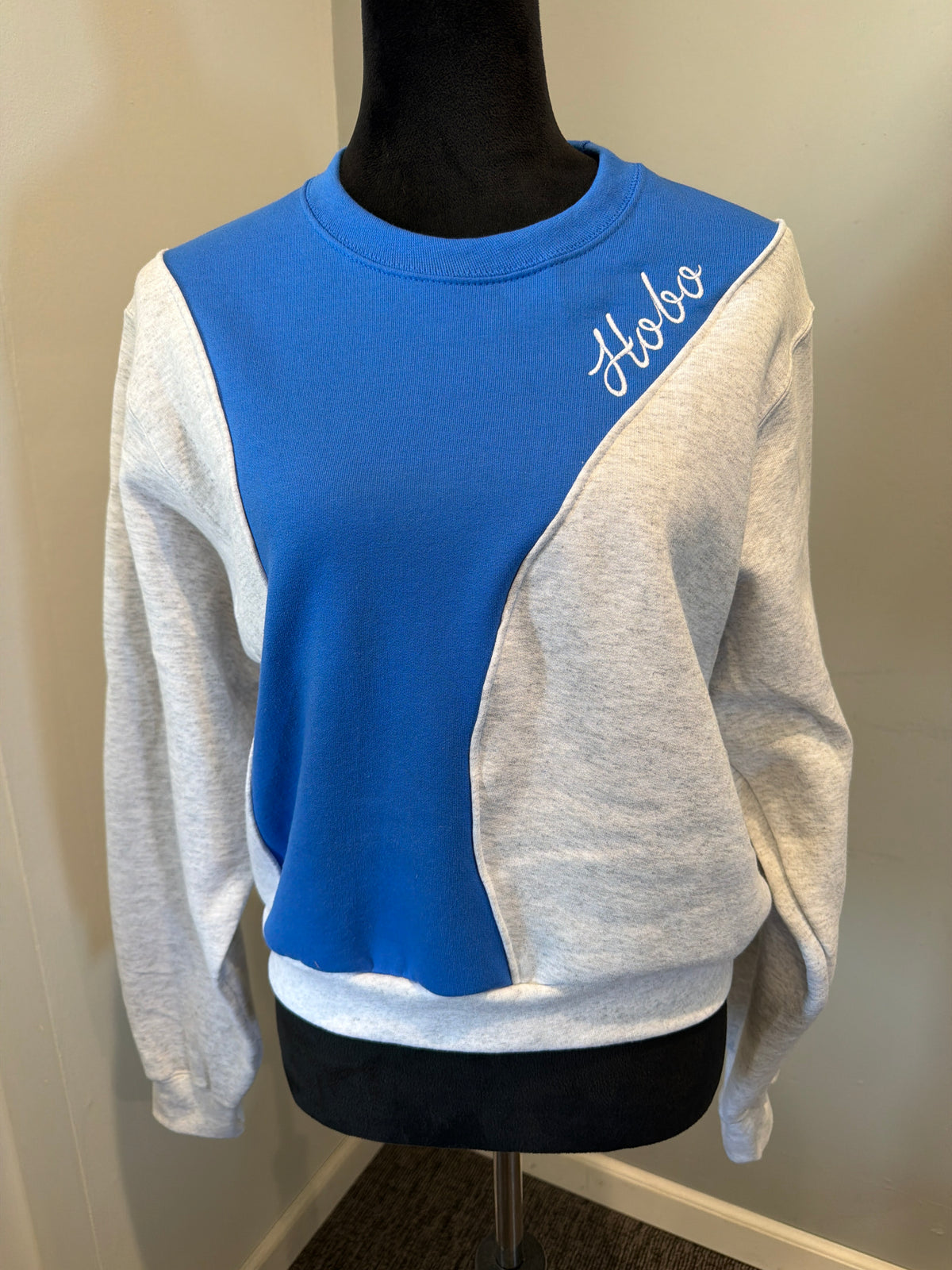 Groovy Ash Hobo Crewneck (S/M)