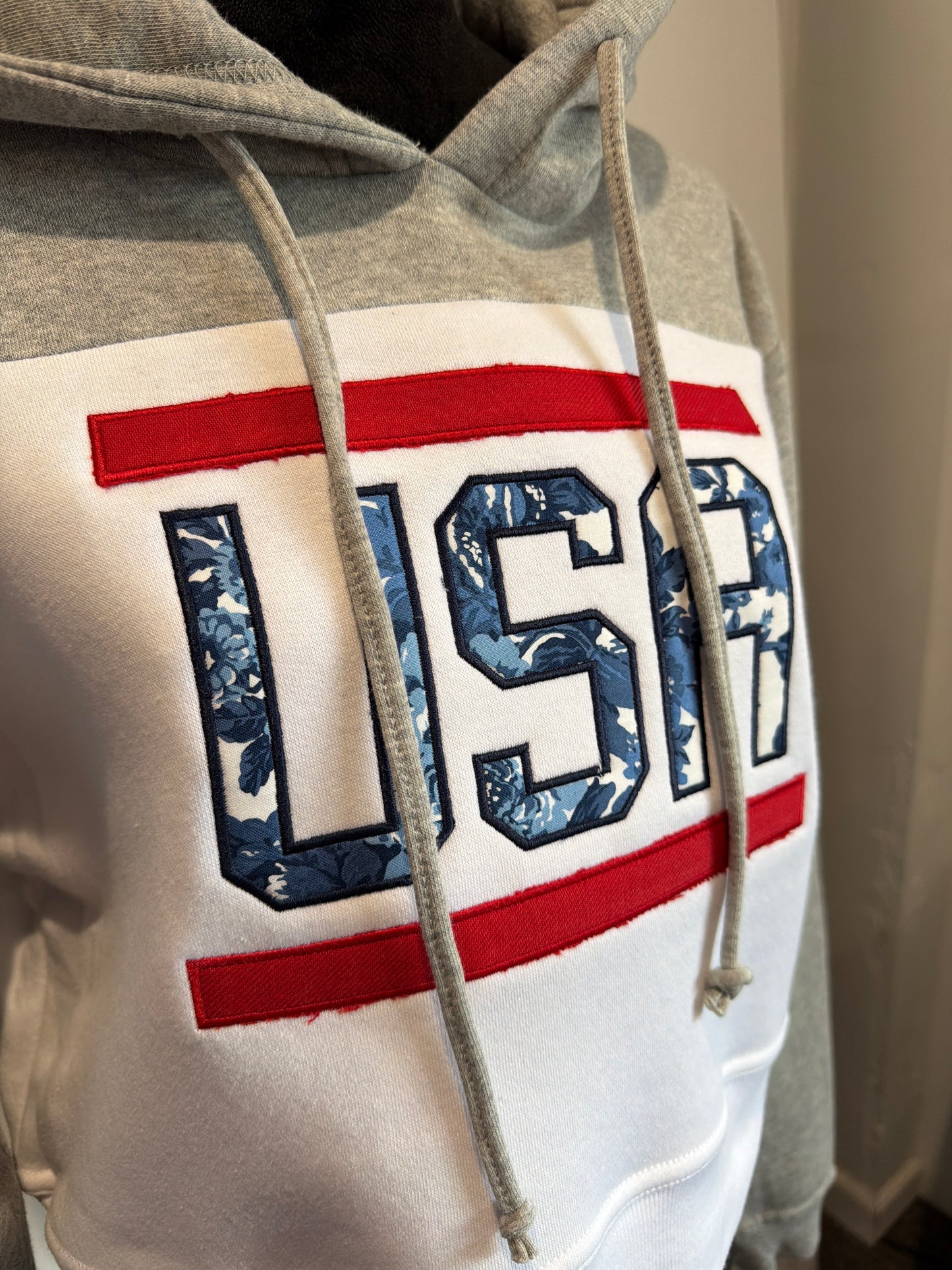 USA #8 Medium